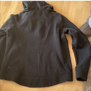 Lululemon zip up black